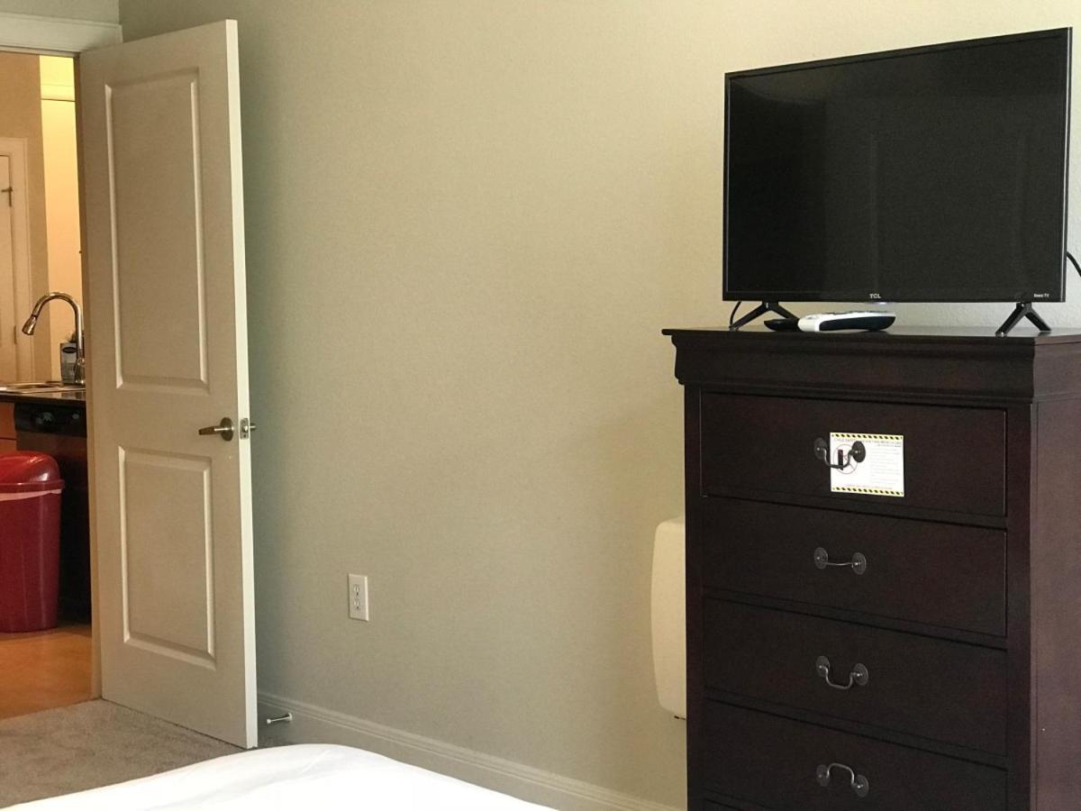 Spacious Furnished Resort Style Apartments Tomball Værelse billede